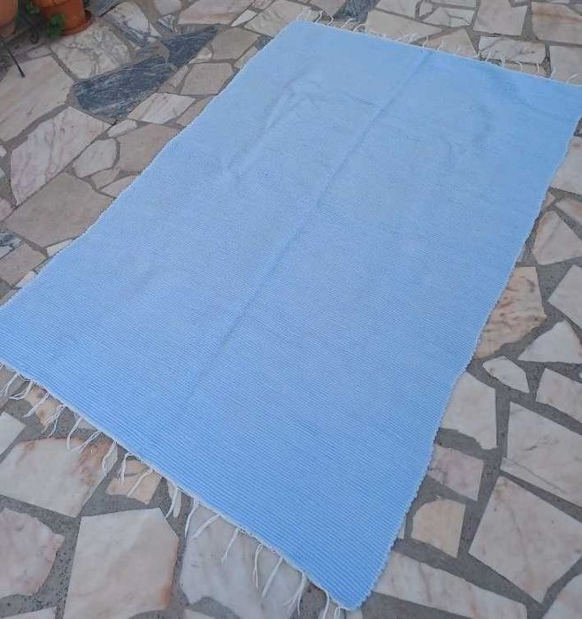 2 carpetes grandes dimensões