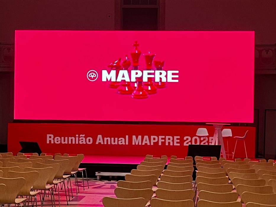 40 metros de ecrã gigante, Oportunidade