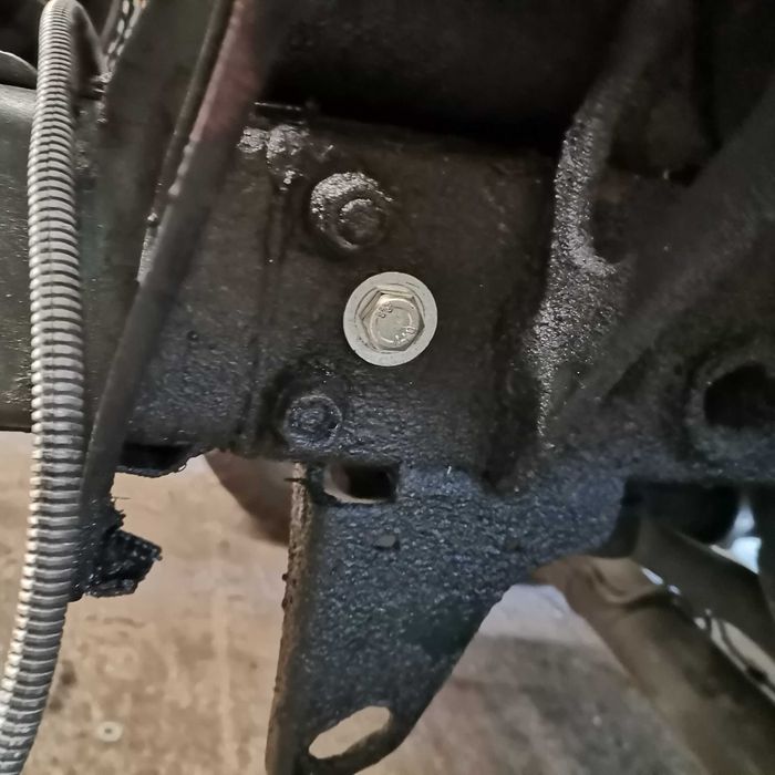 Płyta pod wyciągarkę Suzuki Jimny 1.3