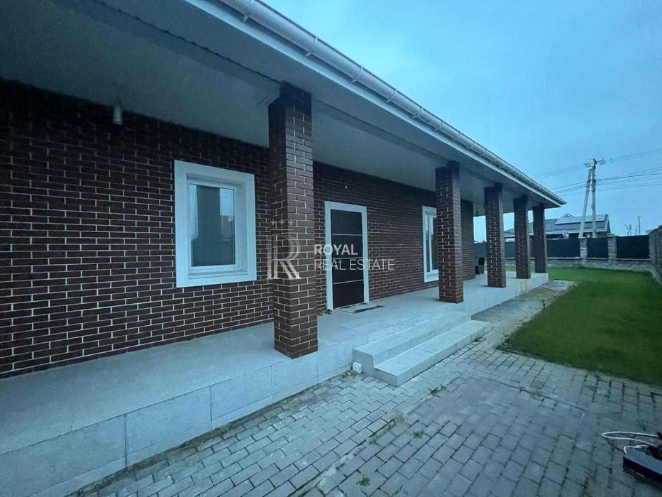 Продаж Будинок Вишгородський район КМ «Міжріччя» 130 м² 3 спальні Ділянка 6,5 соток Газ Сонячні панелі Інвертор Камін Тераса Тепла підлога