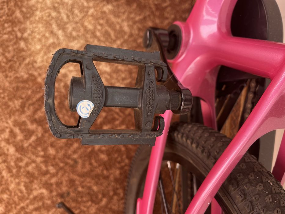 Детский велосипед PROFI 18. для девочки 5-8лет