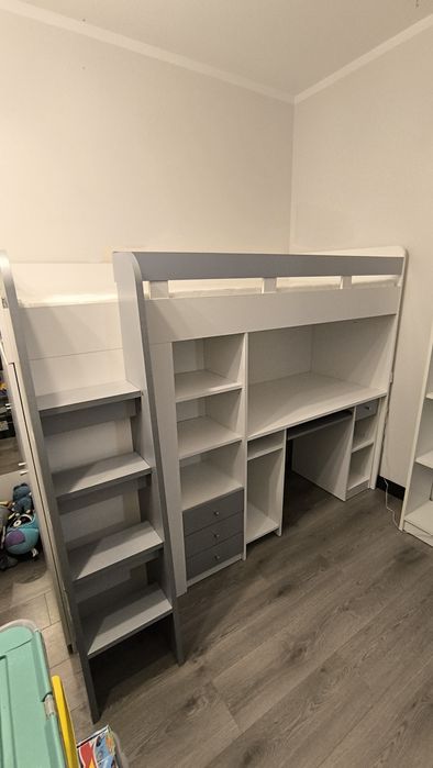 Łóżko z antresolą