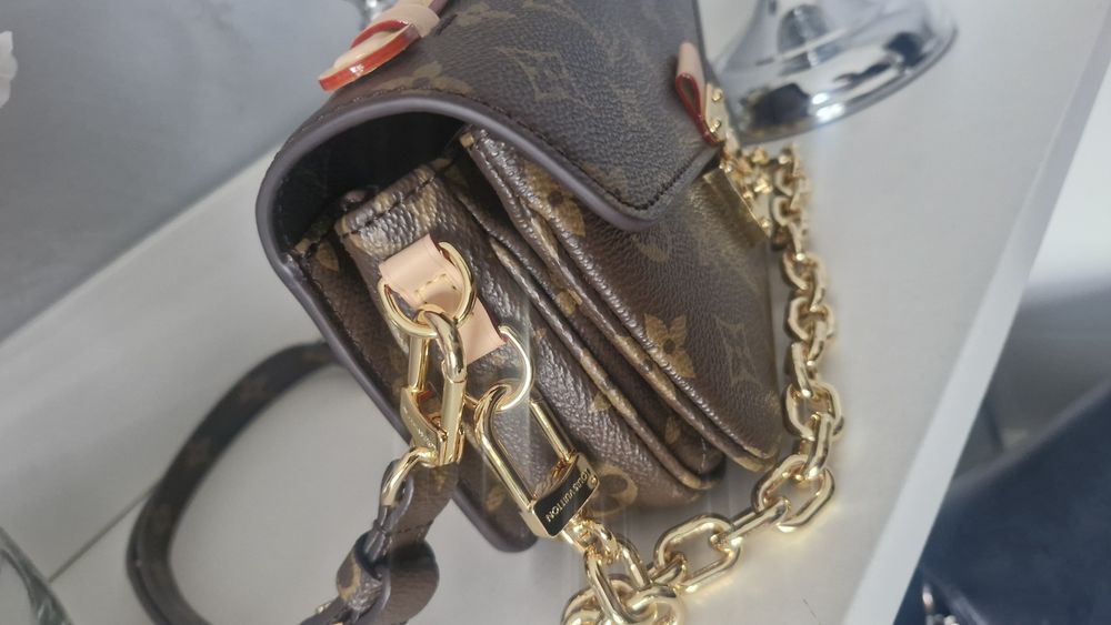 Torebka Louis Vuitton Metis East West