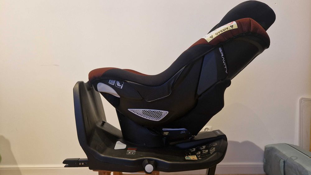 Fotelik Jane Gravity, Isofix, obrotowy, 40 – 105 cm, 0-18 kg
