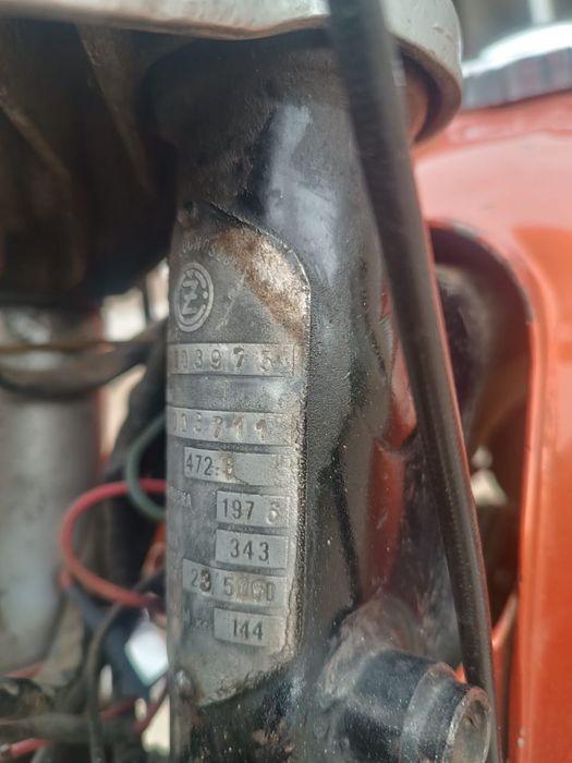 Cezet 350 6v 1976 року випуску.
