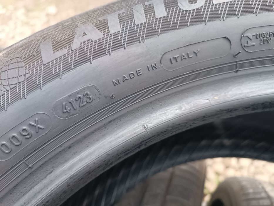 Автошини 245x50r19 Michelin літо з Германії  rum flat
