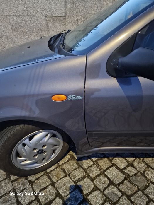 Vendo fiat punto 85 .16v muito  bom estado. foto 5