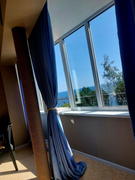 Продается готовый бизнес апарт отель с видом на море в Совиньоне