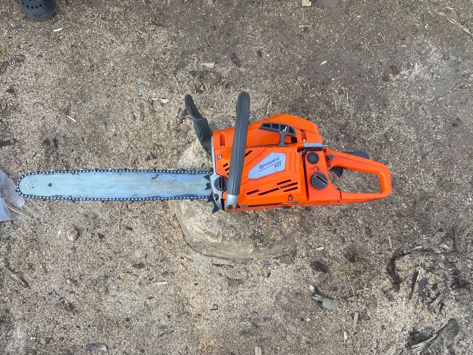 Бензопила husqvarna  137