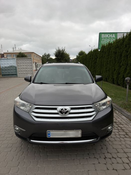 Toyota  Highlander