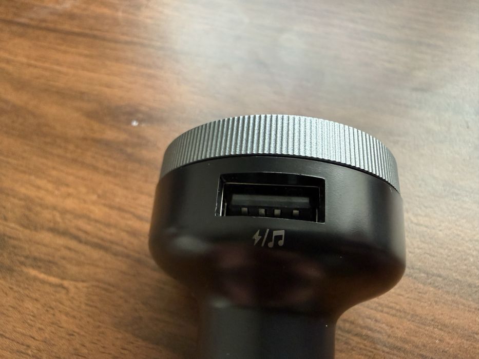 BASEUS Transmiter FM + AUX + USB + SD card reader