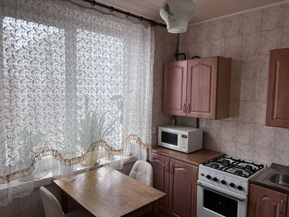 Продам 1ком.квартиру метро Площадь Востания!