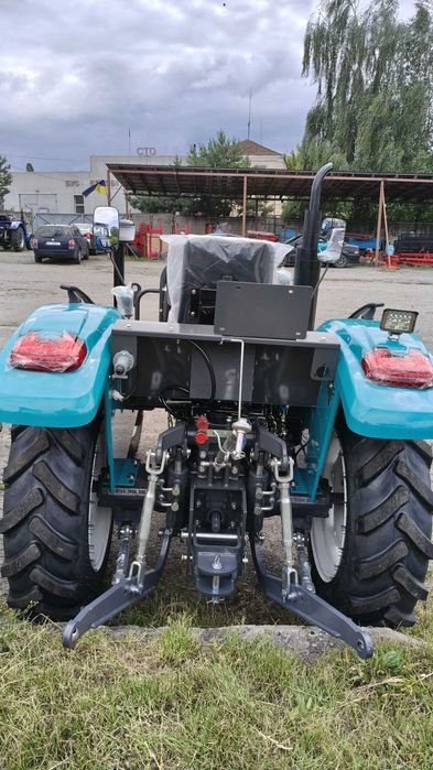 Трактор БУЛАТ TY244R Булат 244 рівна підлога реверс примусова навіска компресор з ресивером 2026