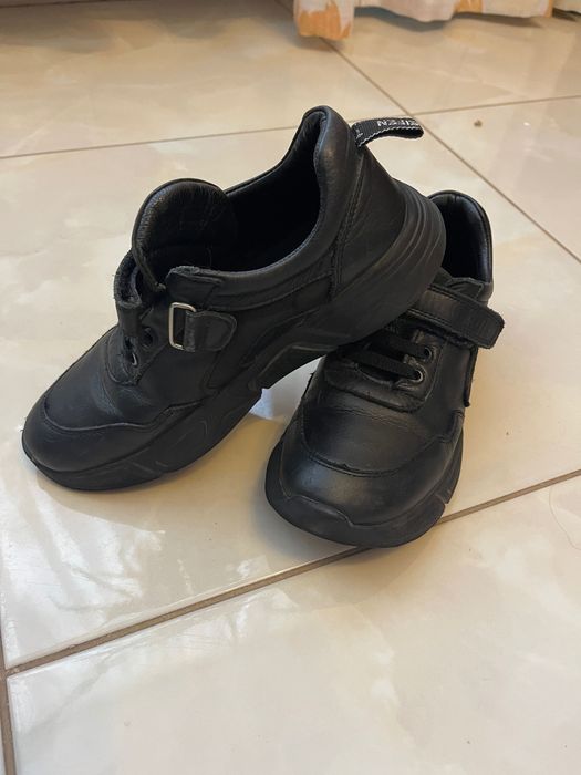 Осенние ботинки кожаные