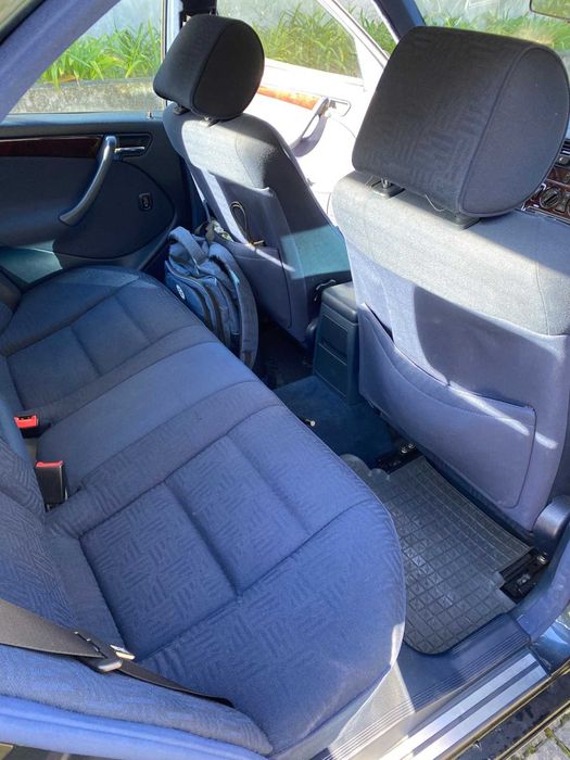 Mercedes C200 elegance poucos kms