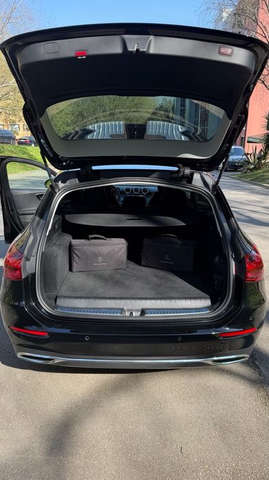 Mercedes-Benz C 300 e — fotografia 7