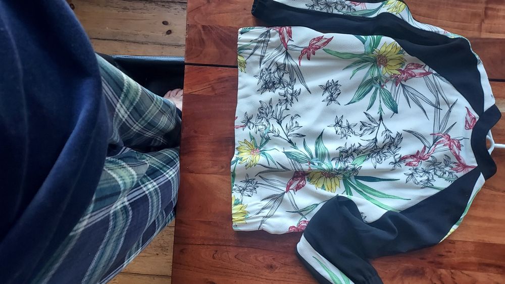 Wiosenna kurteczka typu bomberka Zara