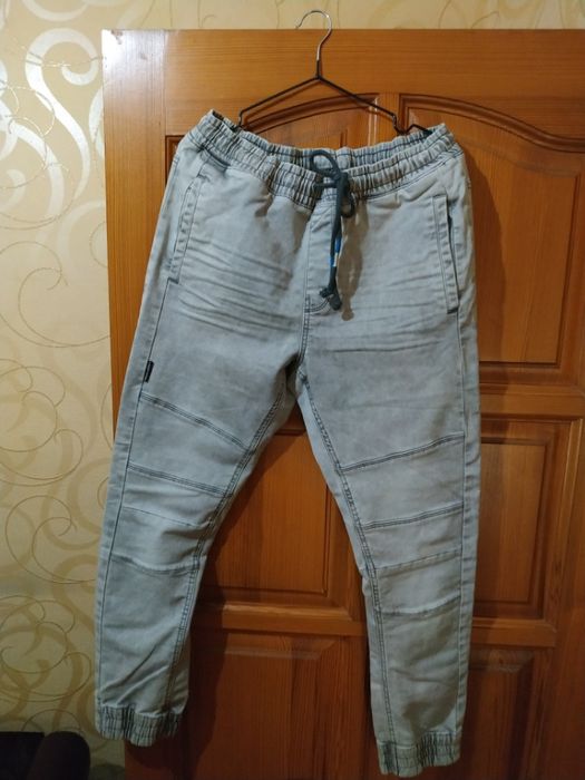 Штаны - джоггеры (серые)