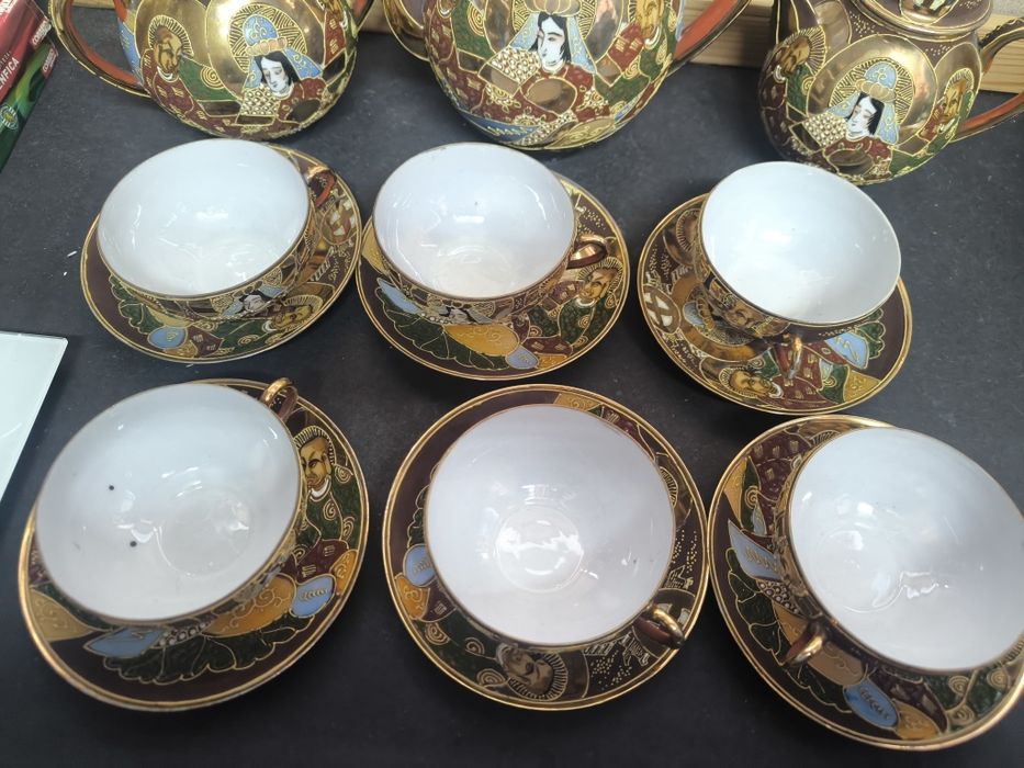 Conjunto Chá Japonês "Satsuma" Porcelana Casca ovo
Magnífico serviço d