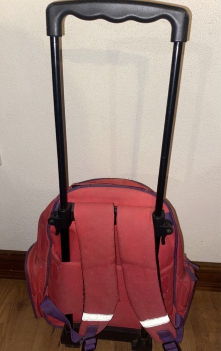 Mochila de rodinhas para criança