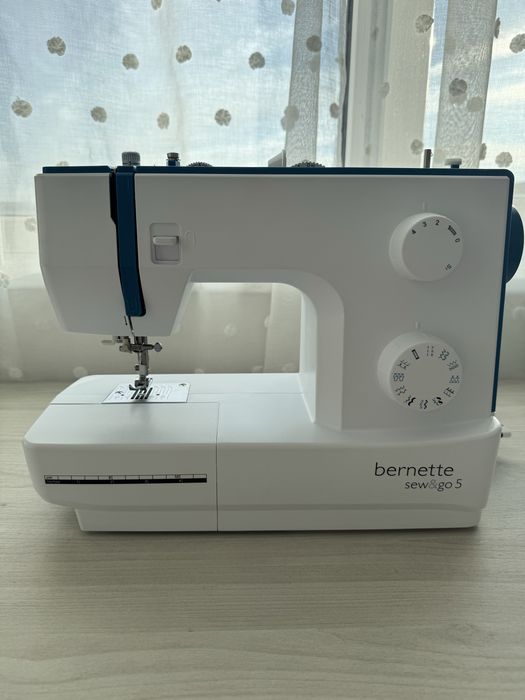 Швейна машинка Bernette sew&go5