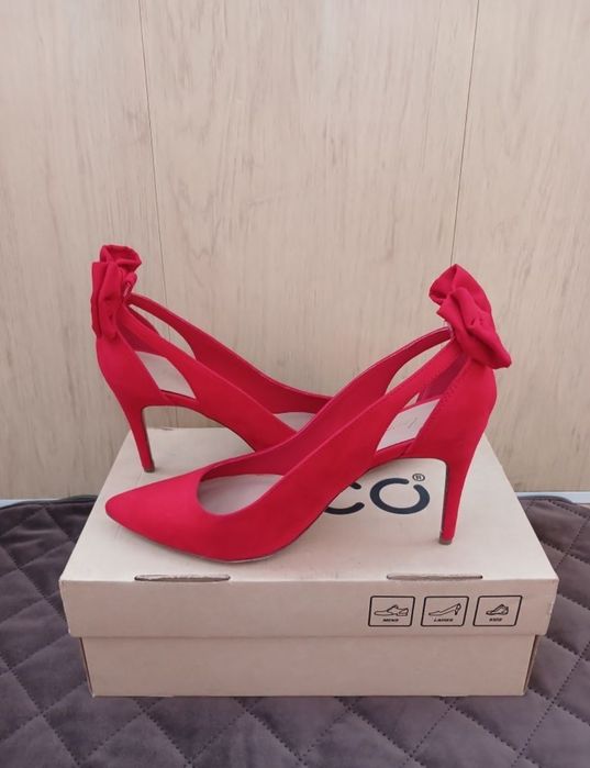 Туфли лодочки велюровые