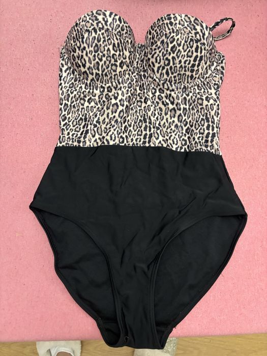 Вещи новые и б/у в отличном состояние