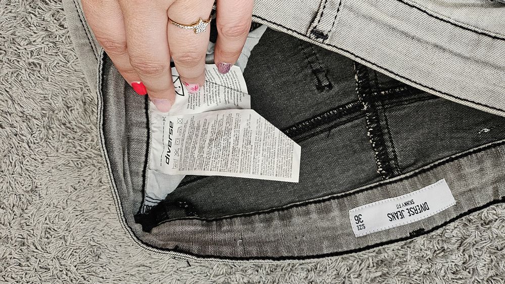 Spodnie Diverse r.36