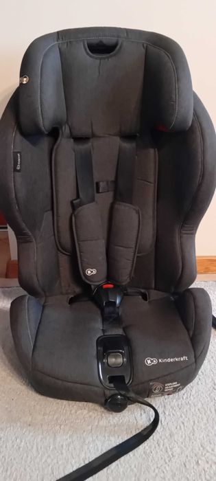 Fotelik samochodowy 9-18 kg