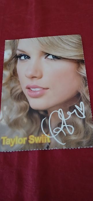 Postal Taylor Swift, novo
