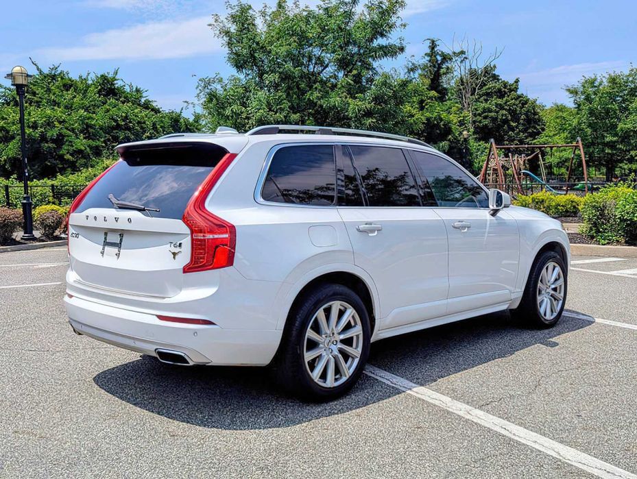 Volvo XC90 T6 Momentum      2017