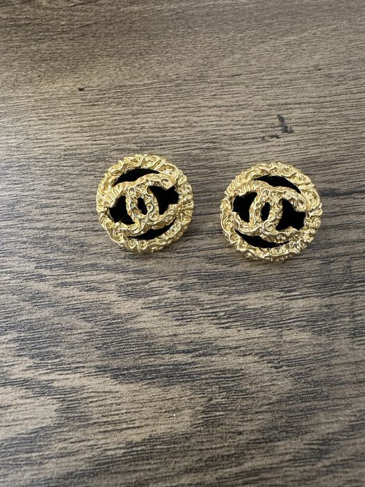 Сережки в стилі Chanel вінтаж
