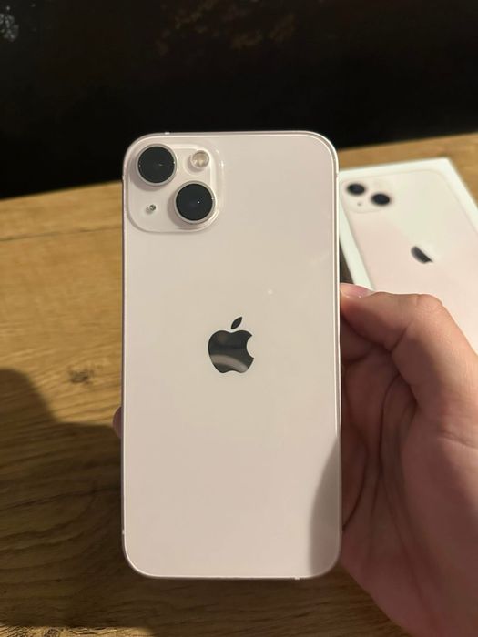 iPhone 13 Biały 92% Kondycji Baterii.