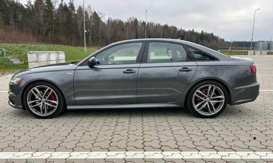 Audi A6 2018 року