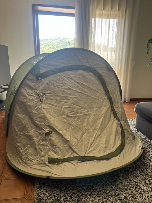 Tenda Pop-Up 2 P Rocktrail – NOVA (Nunca Usada)