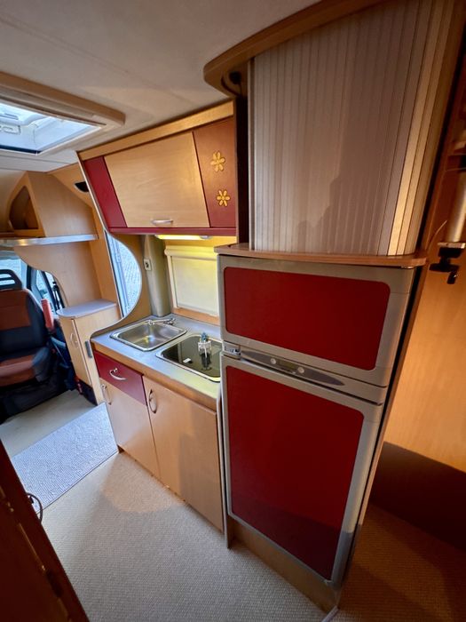 Autocaravana Perfilada Moovéo com Cama Central
