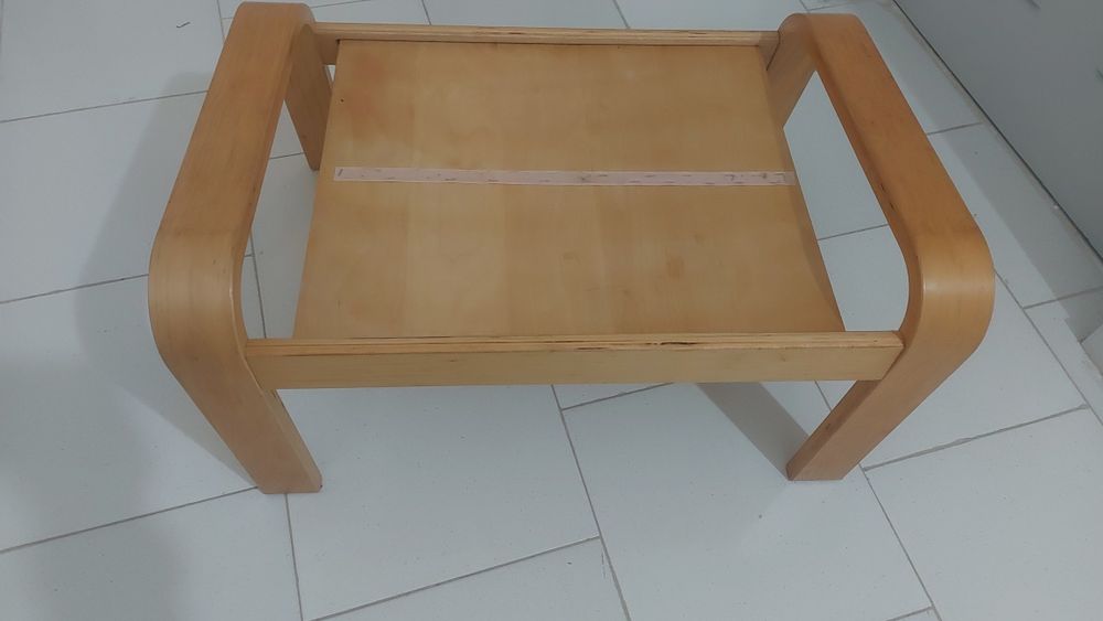 Repousa pés Poäng IKEA