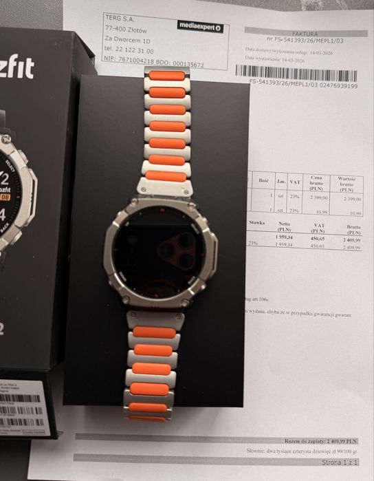 Amazfit T-rex Ultra 2 z dodatkami