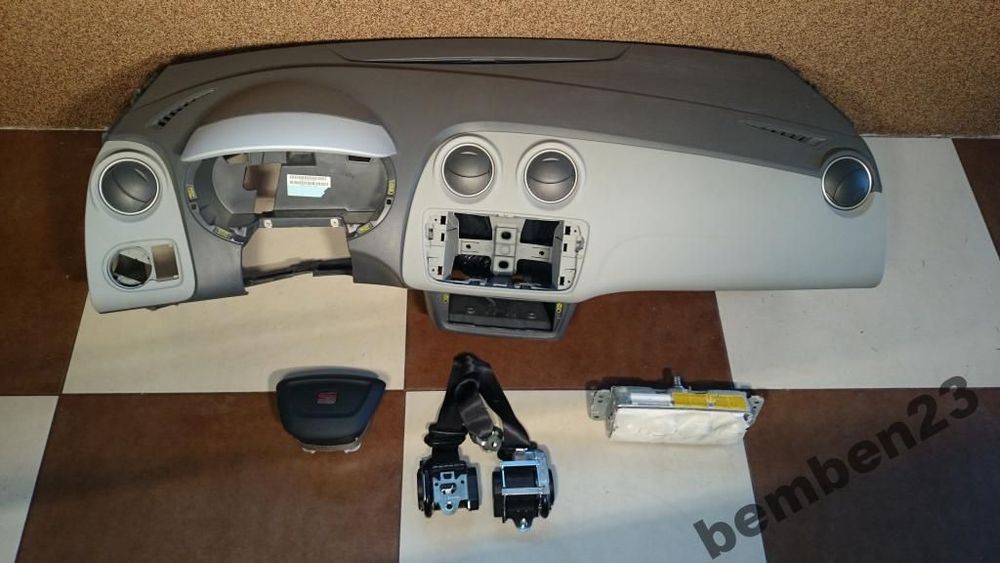 SEAT IBIZA 6J deska konsola poduszki airbag AHH