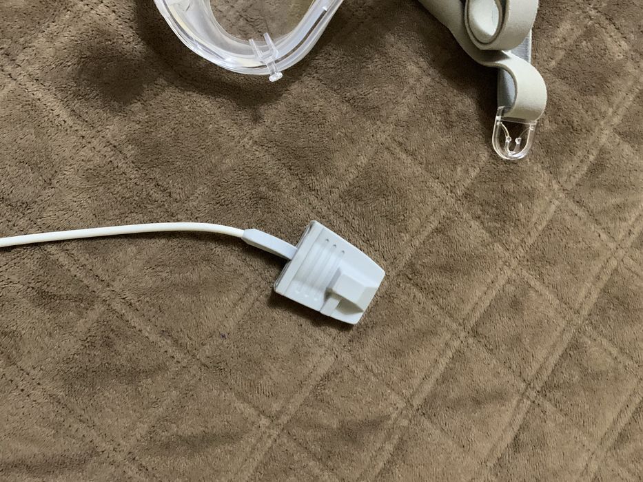 Апарат лікування апноє і храпу