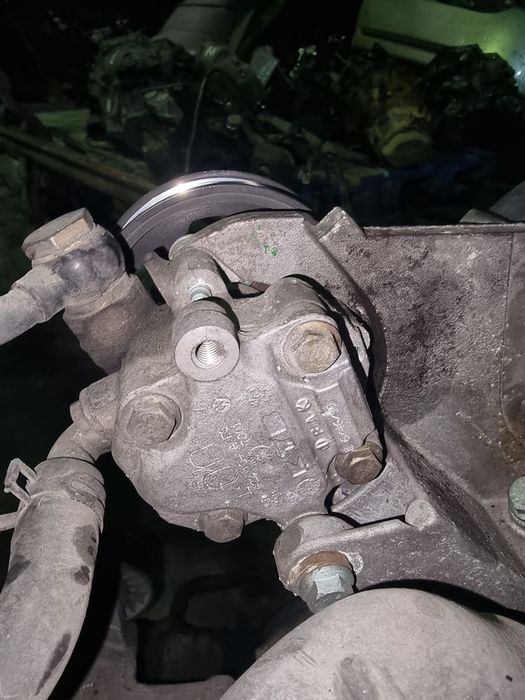 bomba direcção assistida volkswagen golf 4 1.9 tdi 110cv