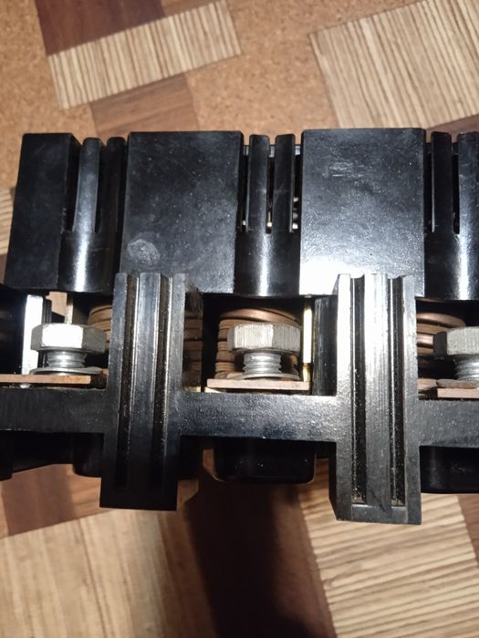 Автомат рубильник