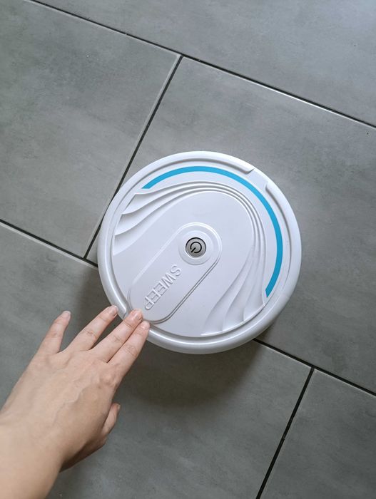 Міні робот пилосос Sweeper Robot (повністю робочий, продаю як іграшку)