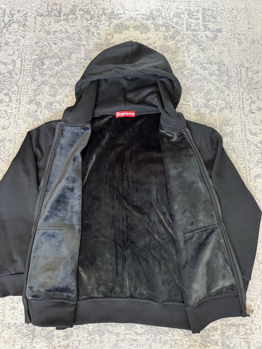 Nowa bluza z kapturem Supreme
