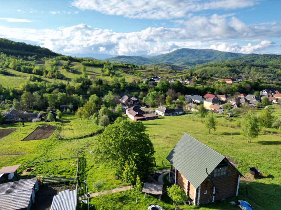 Стильний барнхаус 160 м² у курортній Поляна: 2 поверхи, панорамні краєвиди, теплий дім, поруч уся інфраструктура