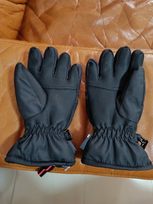 Luvas criança para neve, usadas só uma vez