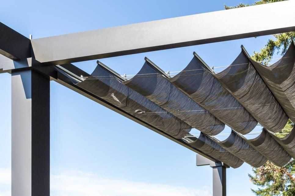 Pergola ogrodowa / Zadaszenie tarasu / Roleta rzymska