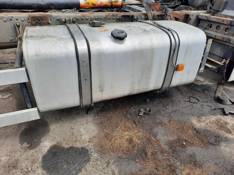 Zbiornik bak paliwa 811.22015.664 600l  Man TGA