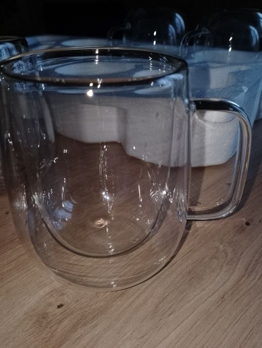 Szklanki termiczne z podwjną ścianą nowe