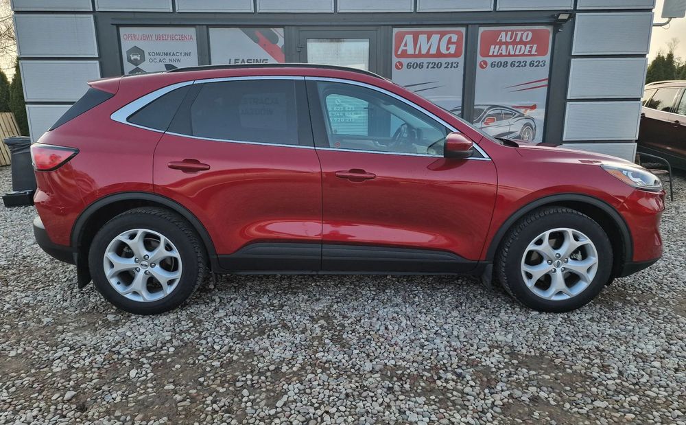 Ford Kuga 2.5 // Hybryda // TITANIUM //